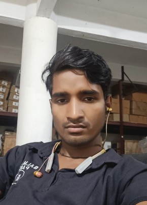 Rahul, 18, India, Mumbai
