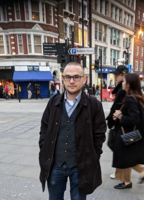 Bohdan, 32, United Kingdom, London