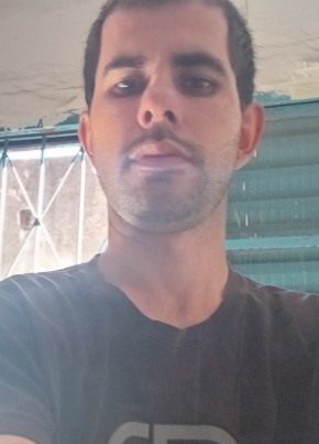 Juan из Campo Grande 26 лет