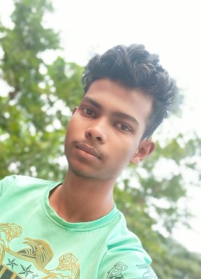 Sk Tota, 18, India, Sānkrāil