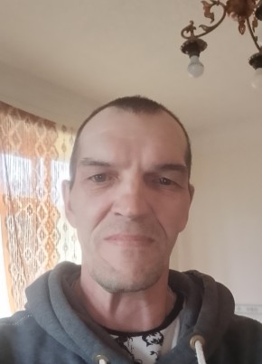 Андрей из Губахи 49 лет