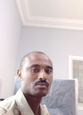إبراهيم عمر خميس, 38, République du Tchad, Ndjamena