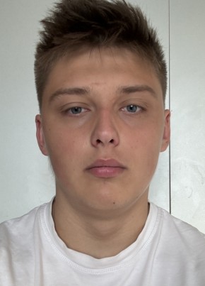 Иван из Фрязино 22 года