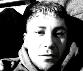 Jona, 27, Rosario