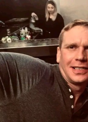 Mateusz miyt из Hoensbroek 33 года