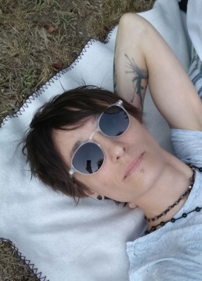 Kristina, 39, République Française, Bordeaux