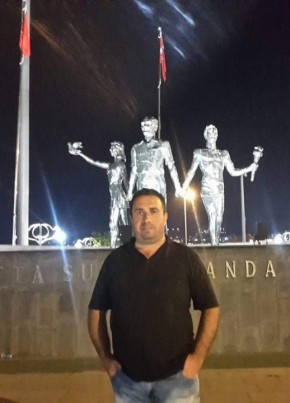 Gurkan, 43, Türkiye Cumhuriyeti, İzmir