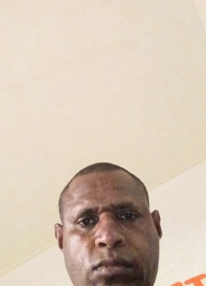 Unknown из Port Moresby 37 лет
