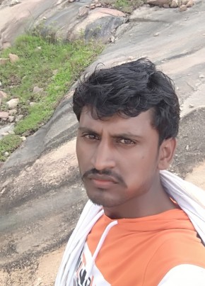 Matesa Ramnegodr, 27, India, Lakshmeshwar