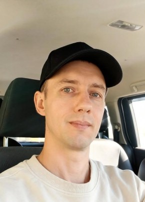 Михаил из Челябинска 35 лет