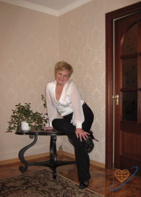 Вера, 64, Россия, Санкт-Петербург