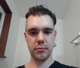 Brad, 27, Ellensburg