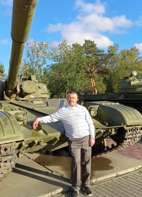 Вячеслав из Учалы 61 год