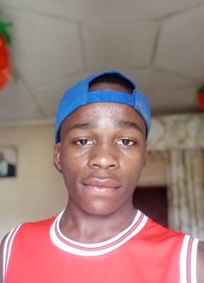 KYLIAN ULRICH, 21, Republic of Cameroon, Yaoundé