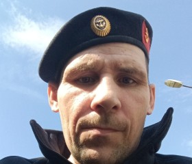 Viktor, 42, Moscow