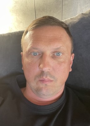 Евгений из Санкт-Петербурга 42 года