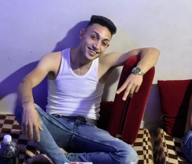 Dola hamdy, 20, Tanda