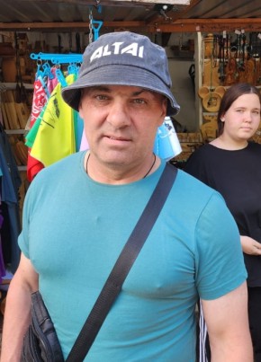 Юрий из Химки 54 года