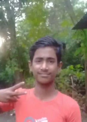 RABBY, 18, Bangladesh, Narail