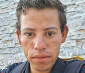 Leonelvir, 21, Los Angeles