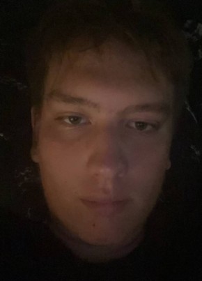 Степа из Иркутска 18 лет