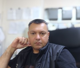 Vitaliy, 46, Kazan