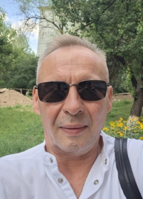 Михаил из Луганска 56 лет