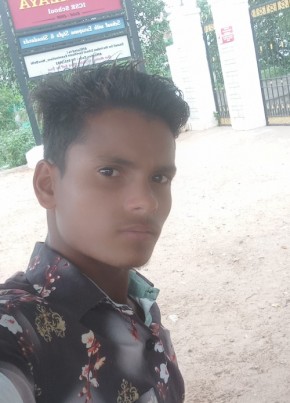 Manish Kumar, 22, India, Chennai