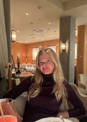 Инна, 45, Россия, Санкт-Петербург