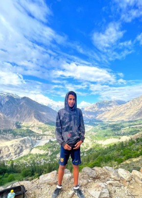 Ahmad, 20, پاکستان, كوٹ ادُّو‎