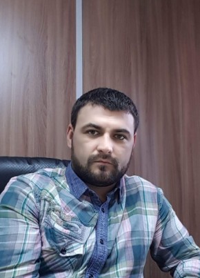 Дмитрий из Снежное 41 год