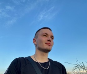 Vitaliy Russinov, 21, Nizhnekamsk