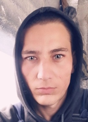 Oleg, 28, Russia, Frolovo