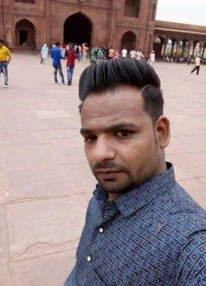 Mohd ikram, 38, India, Delhi