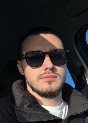 Артур из Уфы 24 года