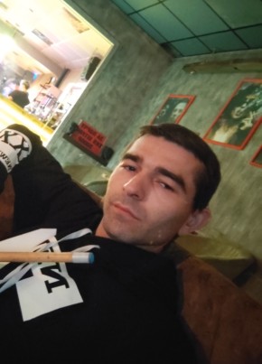 Евгений из Черноголовки 32 года