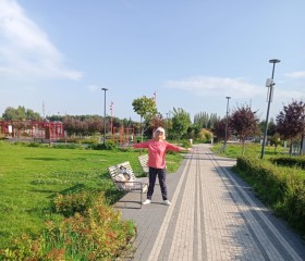 Valentina, 70, Yelabuga