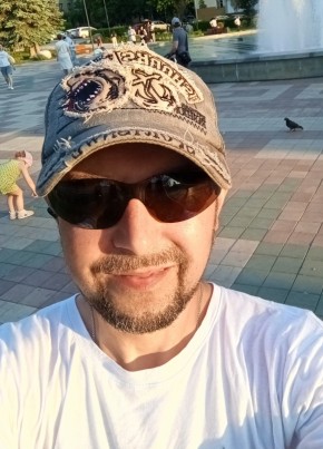 Дмитий из Уфы 42 года