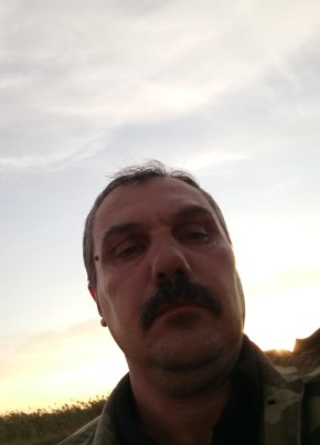 Олег, 52, Россия, Красноармейская