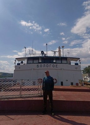 Кирилл из Санкт-Петербурга 23 года