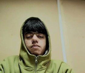 Akhliddin, 18, Saint Petersburg