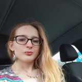 emma, 21  , Bristol (State of Connecticut)