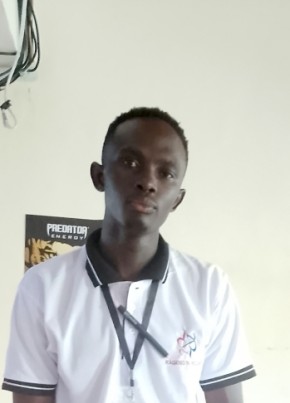 Alphonce из Kisumu 26 лет