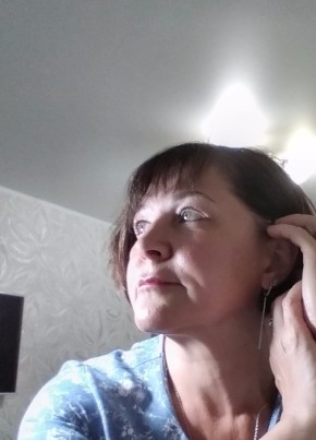 Юлия, 53, Россия, Омск