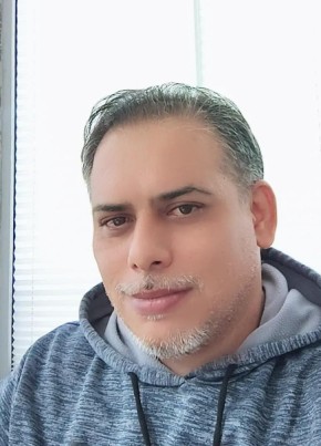Omer из Tarsus 42 года