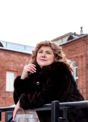 Лорен из Череповеца 54 года