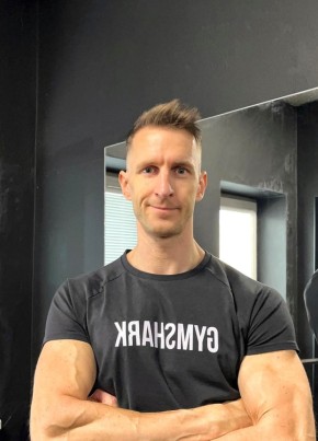 Kiril из Архангельска 37 лет