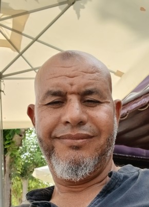 Yarassi toub из La Villa y Corte de Madrid 54 года