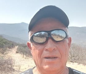 Froylan martinez, 70, Tequisquiapan