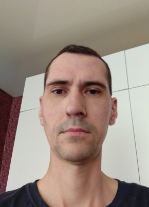 Олег из Смоленска 42 года